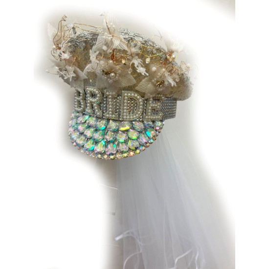 Bride Piloce hat with veil