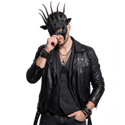 Red Spiked Horn Demon Mask