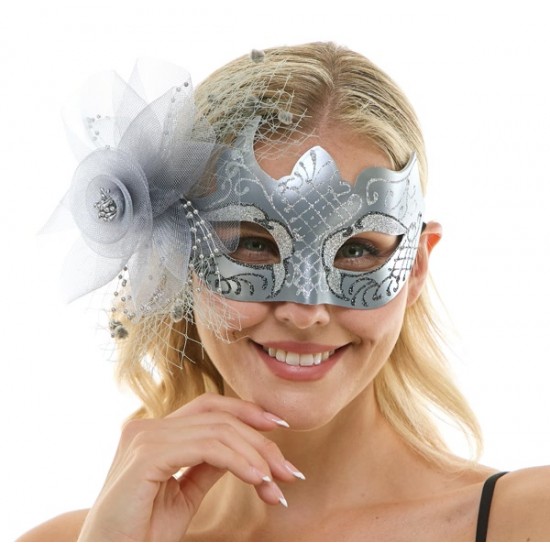 Silver Fascinator Mask